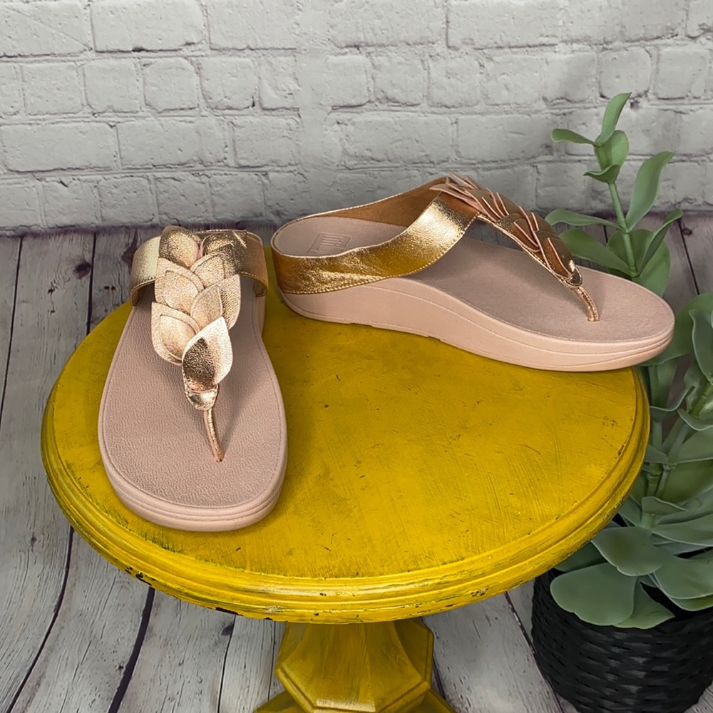FitFlop Fino Leaf  leather Toe Thong Rose Gold 10